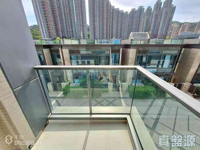 Tseung Kwan O - Capri Block 2 01