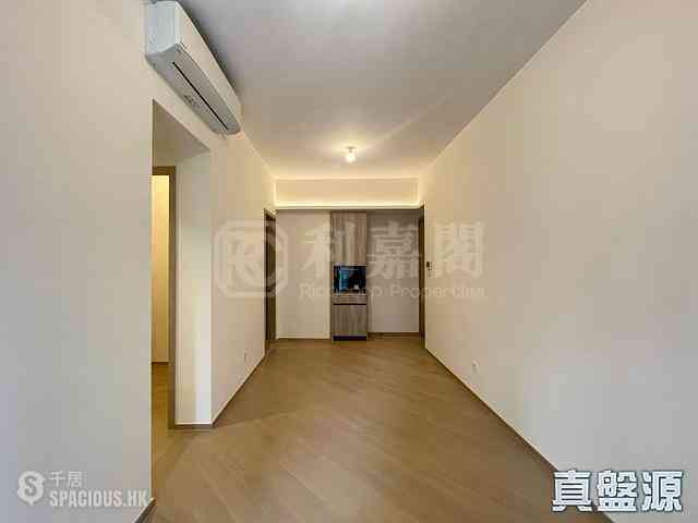 Lohas Park - Lohas Park Phase 11B Villa Garda I Block 1 (1A) 03