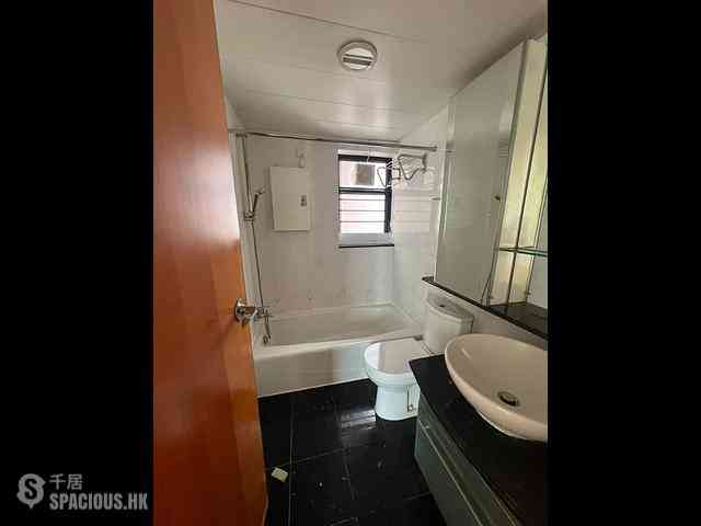 Yau Ma Tei - 8, Waterloo Road Block 2 07