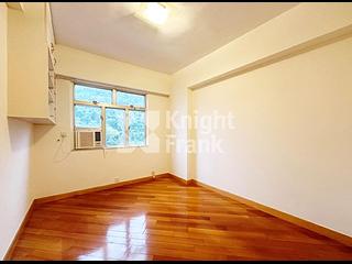 Mid Levels West - Realty Gardens 07