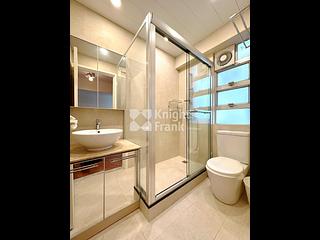 Mid Levels West - Realty Gardens 13