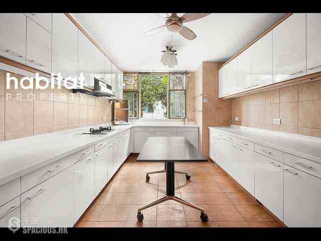 Kowloon Tong - La Salle Place 15