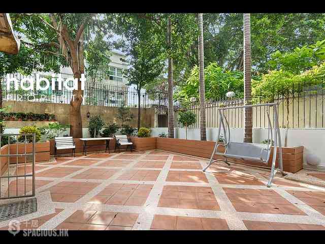 Kowloon Tong - La Salle Place 17