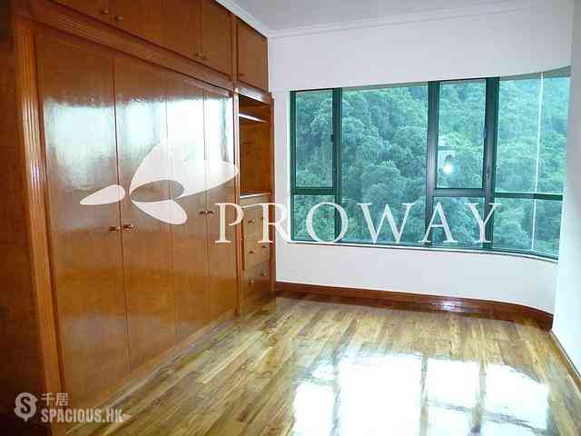 Mid Levels Central - Hillsborough Court 04