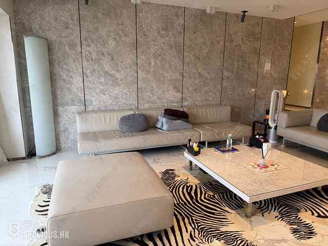 Mid Levels Central - Garden Terrace 06