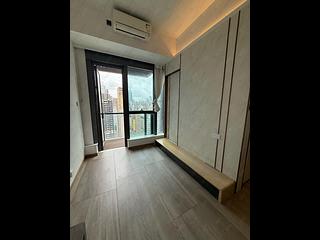 Sai Ying Pun - Two・Artlane 15