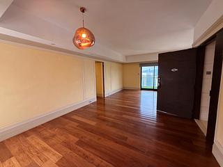 Mid Levels East - Bowen Place 03