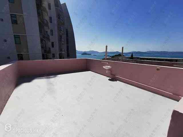 Kennedy Town - Serene Court 01