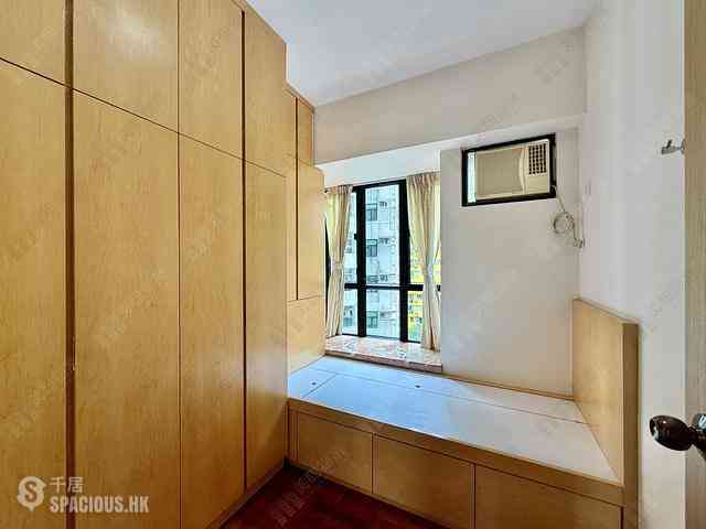 Mid Levels Central - Vantage Park 19