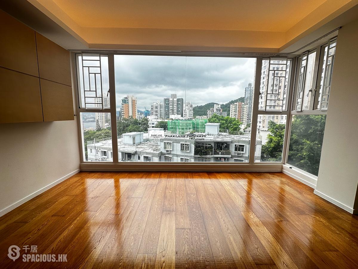 Tai Hang - Swiss Towers 01