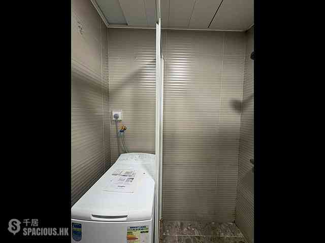 Sai Ying Pun - 264-268, Queen's Road West 03