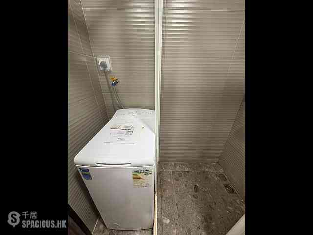 Sai Ying Pun - 264-268, Queen's Road West 04