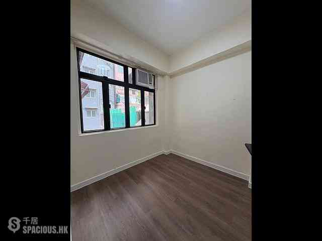 Sai Ying Pun - 264-268, Queen's Road West 07