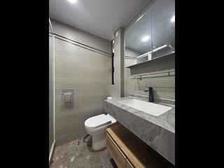 Sai Ying Pun - 264-268, Queen's Road West 08