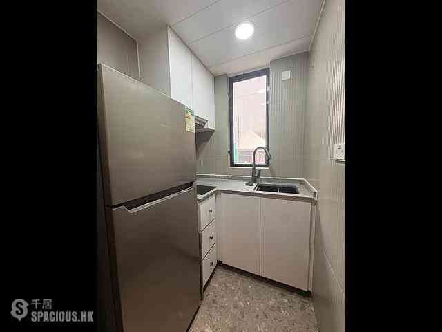 Sai Ying Pun - 264-268, Queen's Road West 12
