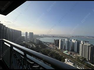 Tung Chung - Caribbean Coast Phase 2 Albany Cove 08