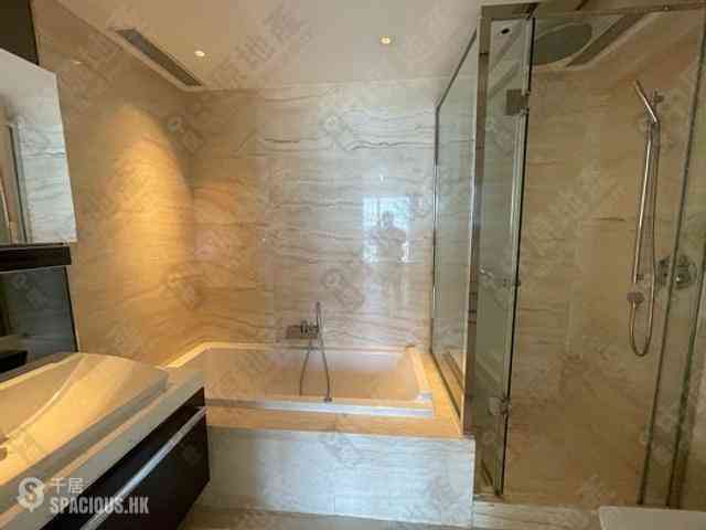 Wong Chuk Hang - Marinella Block 3 03