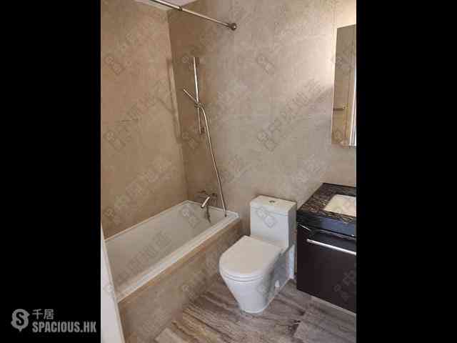 Wong Chuk Hang - Marinella Block 3 04