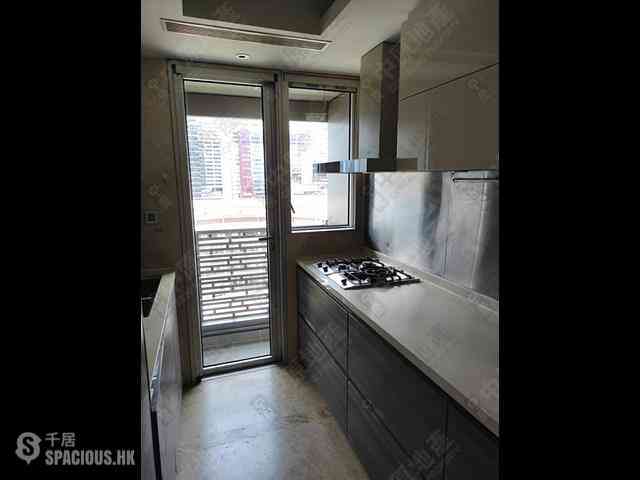 Wong Chuk Hang - Marinella Block 3 06