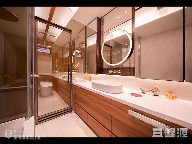 Mid Levels Central - Hillsborough Court 06