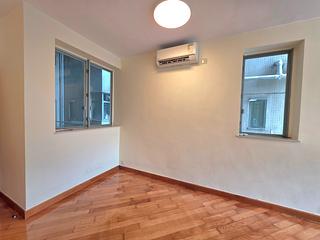 Tung Chung - Coastal Skyline Phase 1 Block 1 03