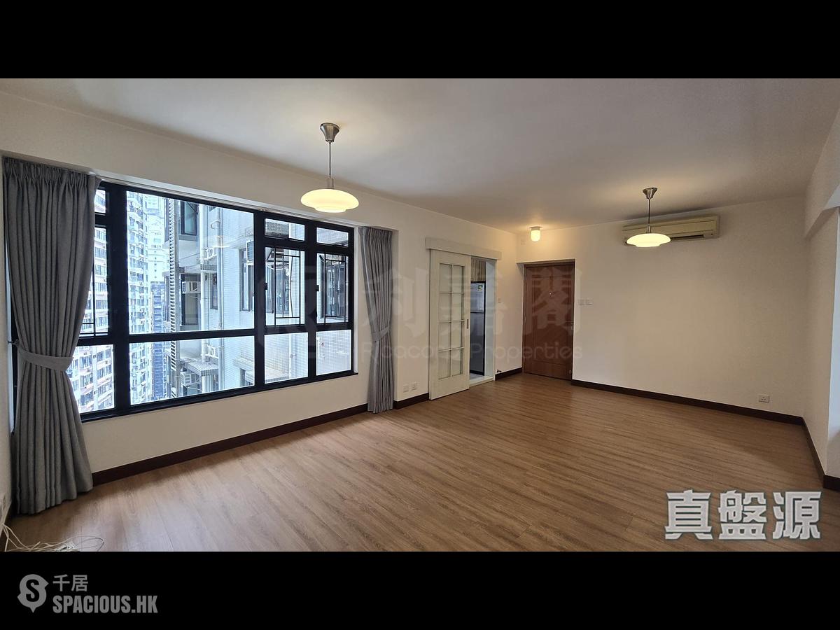 Mid Levels Central - The Grand Panorama Block 1 01