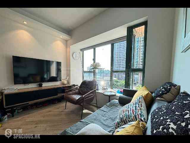 Tai Kok Tsui - Park Avenue Phase 1 Block 7 02