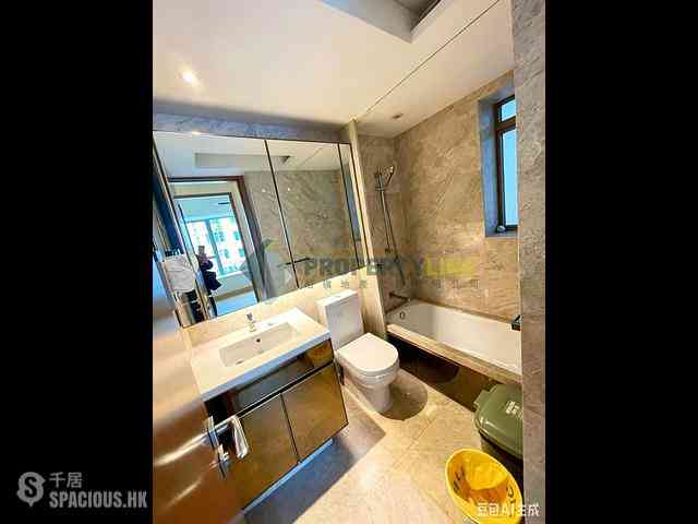 Sai Ying Pun - The Nova 07