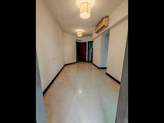 Kennedy Town - The Merton Tower 1 03