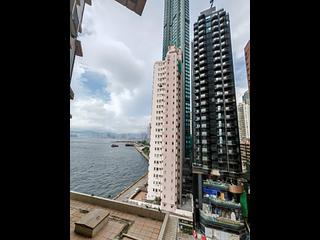 Kennedy Town - The Merton Tower 1 12