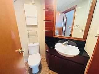 West Kowloon - Sorrento 03
