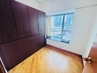 West Kowloon - Sorrento 06
