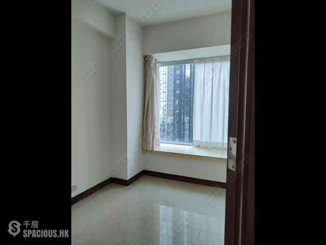 Tai Hang - The Legend 11