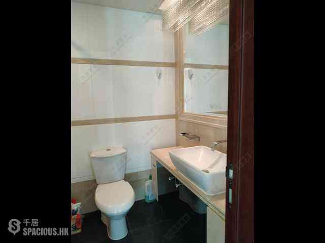 Tai Hang - The Legend 17