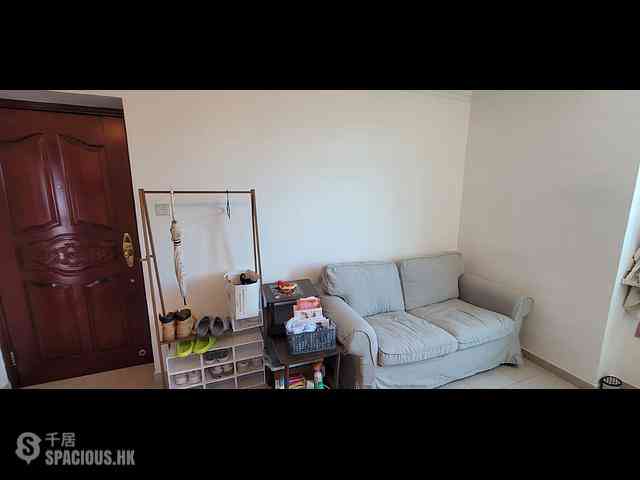 Kennedy Town - Pearl Court 02