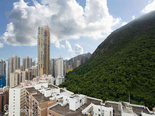 Mid Levels West - Imperial Court Block C 08