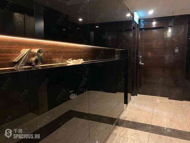 Sai Ying Pun - Centre Place 12