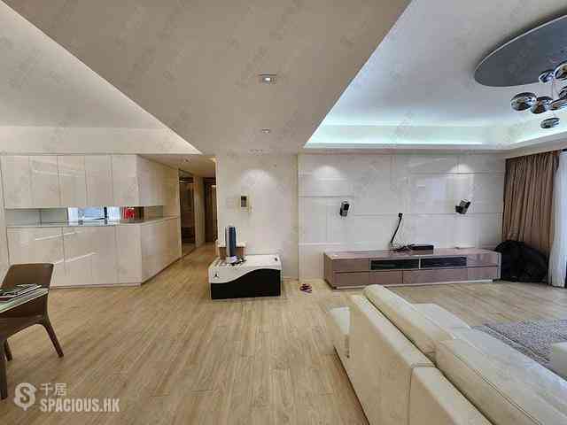 Mid Levels Central - Macdonnell House 02