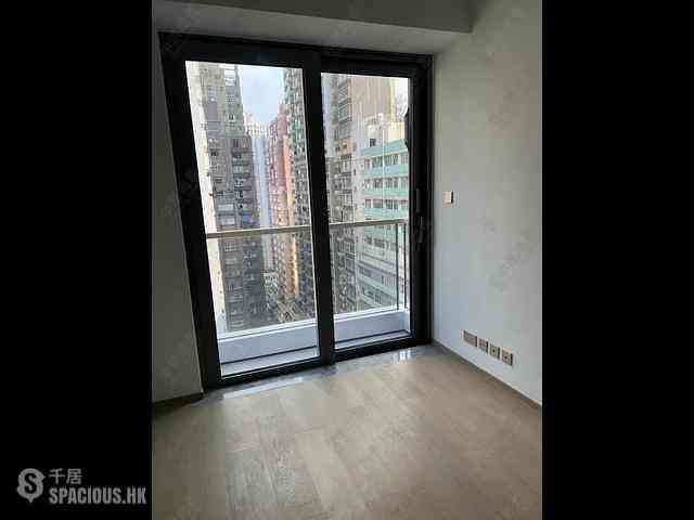 Sai Ying Pun - 15 Western Street 03