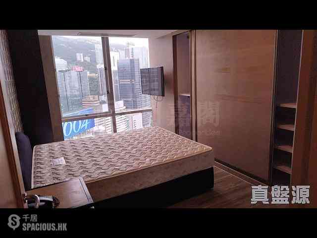 Wan Chai - Convention Plaza Apartments 02