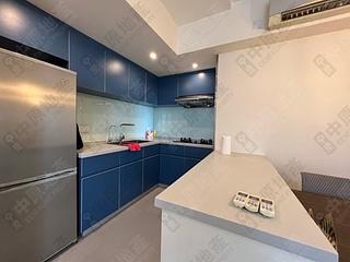 Mid Levels Central - Vantage Park 11