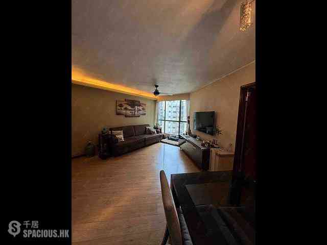 Mid Levels Central - Goldwin Heights 01