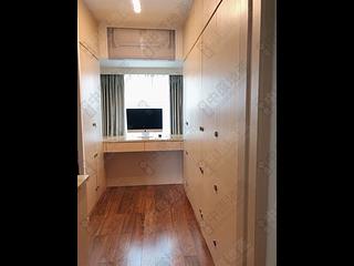 Mid Levels West - 80 Robinson Road 03