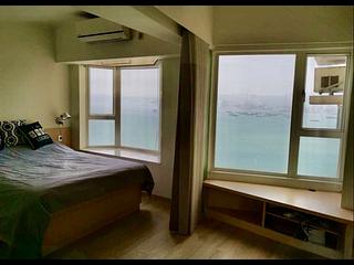 Kennedy Town - Harbour View Garden 15
