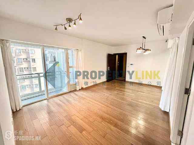 Soho - Centrestage 01