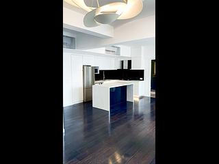 Mid Levels Central - Botanic Terrace Block A 02