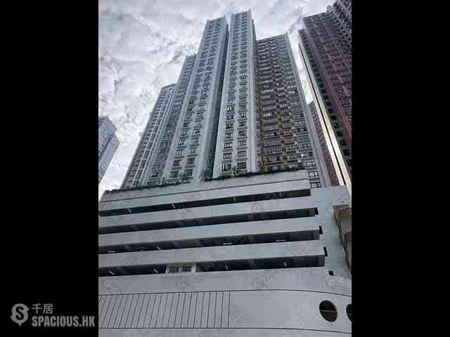 Mid Levels Central - Excelsior Court 01