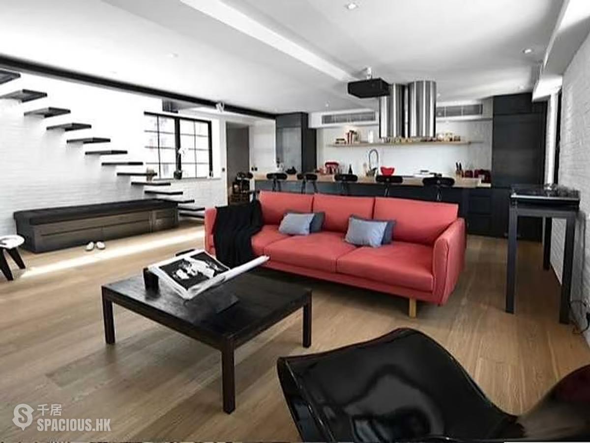 Sai Ying Pun - Wing Cheung Court 01