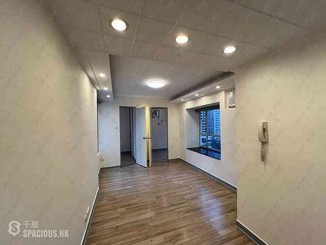 Mid Levels Central - Midland Court 06