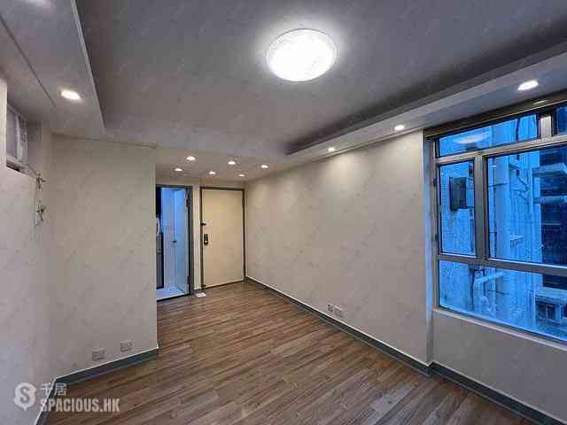 Mid Levels Central - Midland Court 08